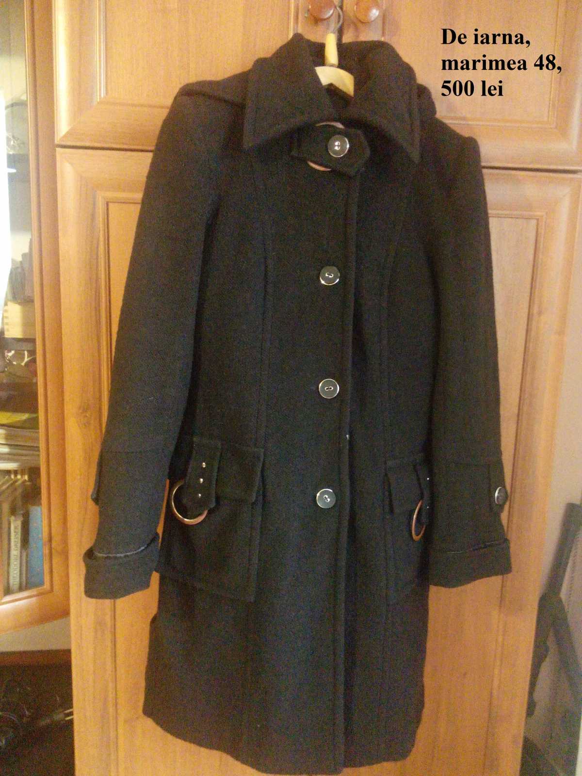 Palton negru de iarna.jpg